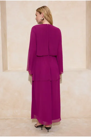 فستان ترينديول موديست شيفون أرجواني ماكسي على شكل حرف A بأكمام طويلة