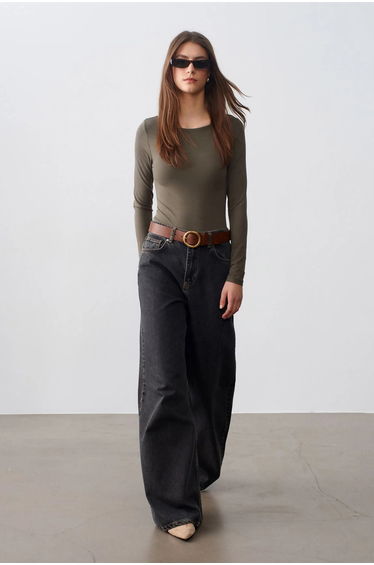 DILVIN Slim Fit Boat Neck Bodysuit
