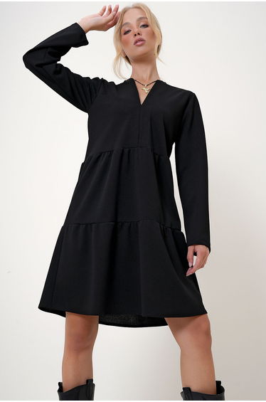 Women's Black V-Neck Layered Flounce Crepe Knit Dress