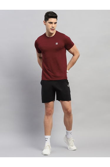 Men Wine Solid Round Neck TShirt
