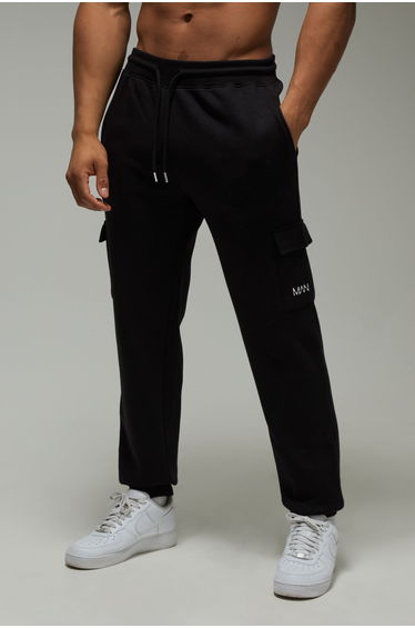 Man Active Regular Fit Cargo Jogger - black