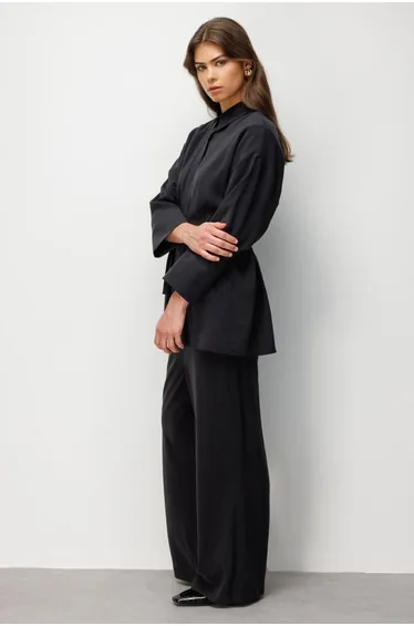 Mizalle D Buckle Modal Textured Tunic