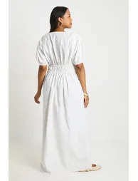 فستان ماكسي مزموم بربطة لون أبيض - للحوامل - 1