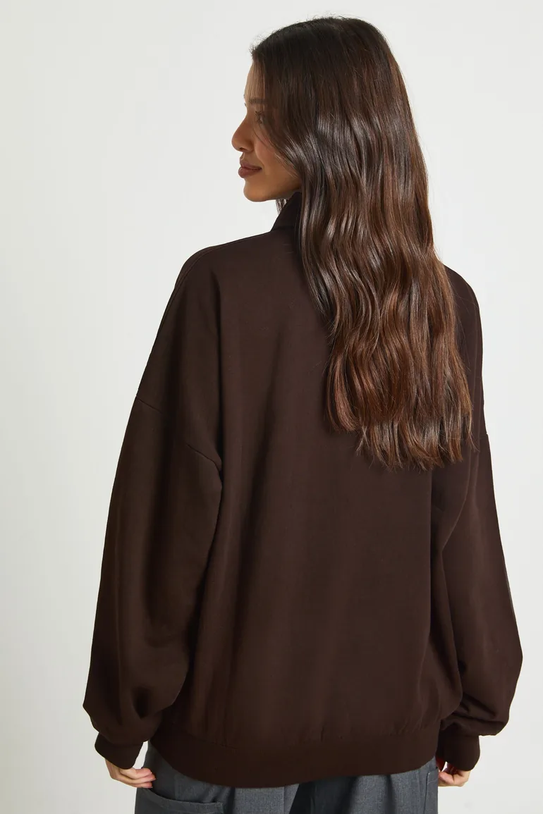 سويتشيرت بوهو بني بأكمام طويلة - 2