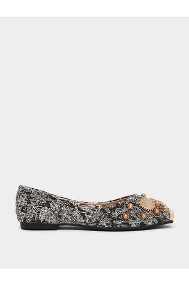 Women Black Embellished Ballerina