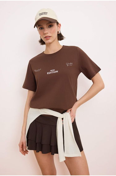 Brown Slogan Regular/Normal Fit Short Sleeve 100% Cotton Knitted T-Shirt