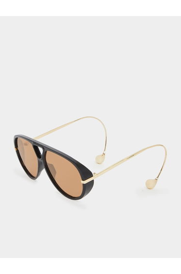 Aviator Sunglasses with Gold Detail