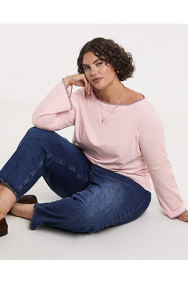 Long Sleeve Whipstitch Edge Top