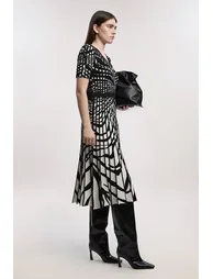 Petite Zebra Jacquard Knit Full Skirted Short Sleeve Midi Dress - 1