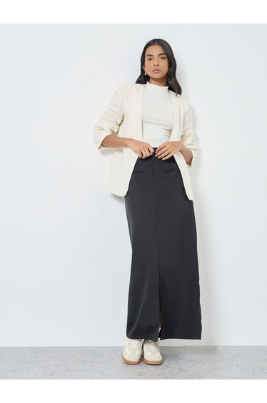 Black Solid Maxi Skirt with Front Slit