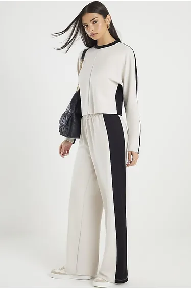 بنطلون بأرجل عريضة - كريمي