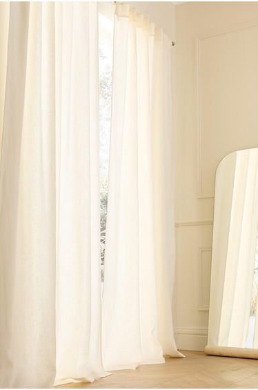 Private Curtain in Lined Washed Linen with Concealed Tabs
