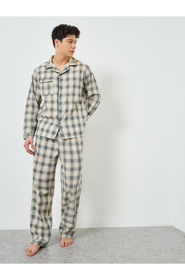 Men Relaxed Checkered Shirt and Pyjama Set