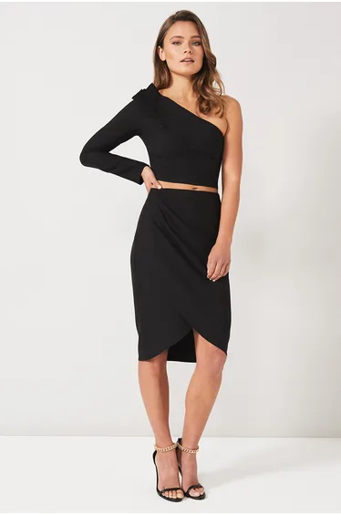 Black One Shoulder and Skirt Set