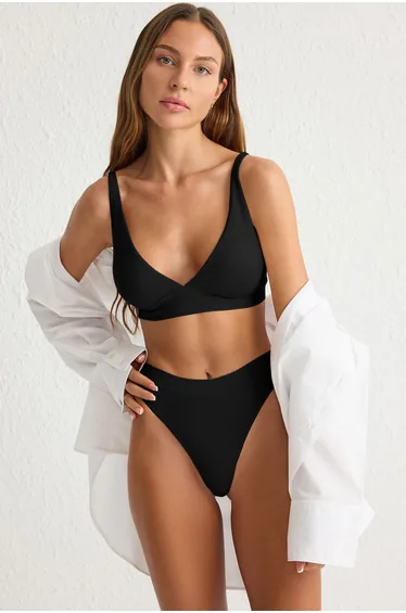 Black Single Micro Non-wired Plain Throw Cup Triangle Bra
