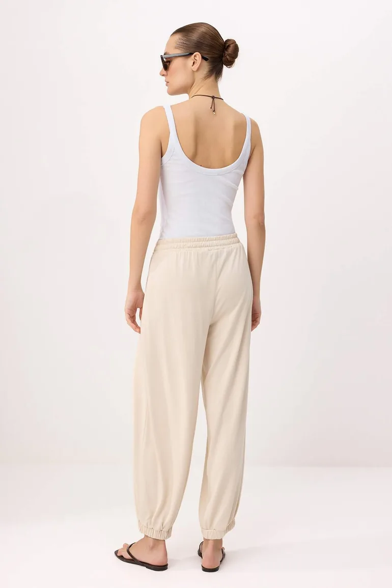 Stone Plain Carrot/Shalwar Ruched Regular Waist Piqué Knitted Trousers - 3