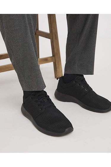 Harris Mesh Trainer Extra Wide Fit