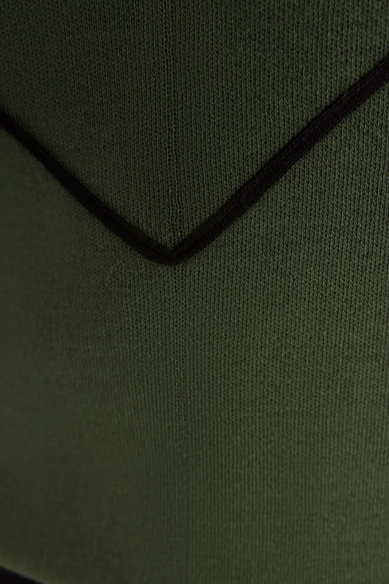 Green Line Piping Detailed Knitwear Sweater - 2