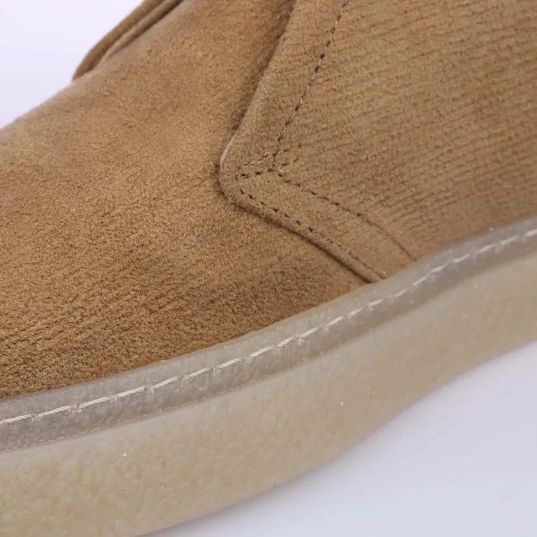 Men's Fred Perry Hawley Corduroy Boots in Cream - 6