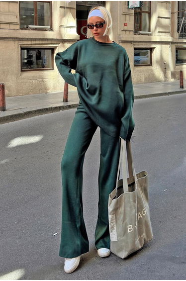 Green Crew Neck Oversize Sweater-Pants Knitted Women's Bottom-Top Set