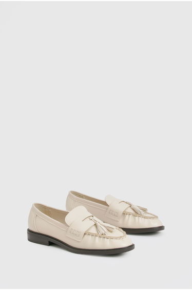 Ruched Tassle Loafers - cream
