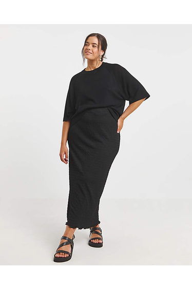Black Short Sleeve Boxy Knitted Jumper