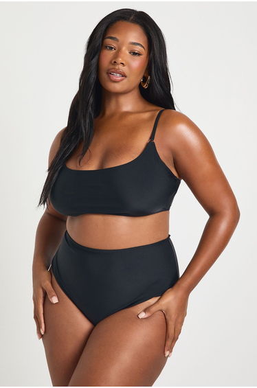 Plus Swimwear Essentials Scoop Bikini Top - black
