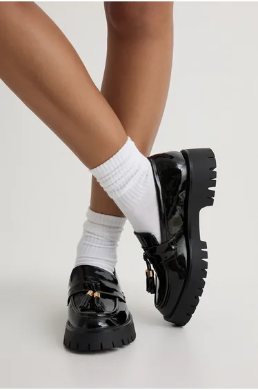 Tassel Detail Patent Chunky Loafers - black