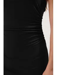 فستان ماكسي إستريتش بقصة ضيقة بكسرات بياقة هالتر لون أسود - 2