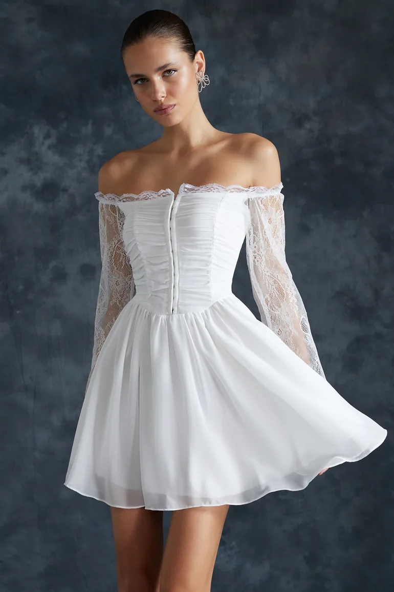 Off-Shoulder A-Line Mini Skater Dress with Long Sleeves Trendyol : Party Dresses : VogaCloset Oman Off-Shoulder A-Line Mini Skater Dress with Long Sleeves Trendyol : Party Dresses : VogaCloset Oman