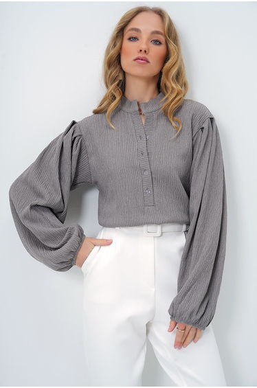 Women's Grey Buttoned Front Judge Collar Balloon Sleeve Textured Crepe Shirt Blouse