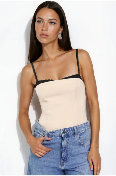 Contrast Detailed Top