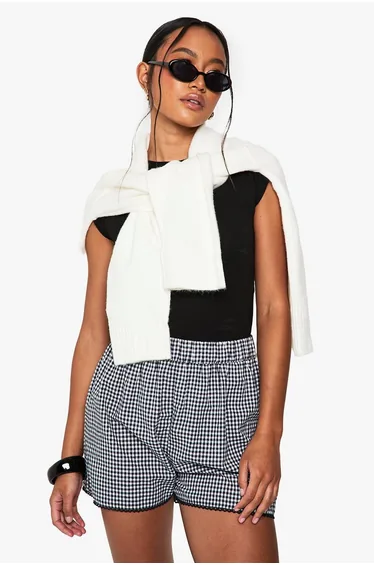 Broderie Trim Gingham Flippy Shorts - black