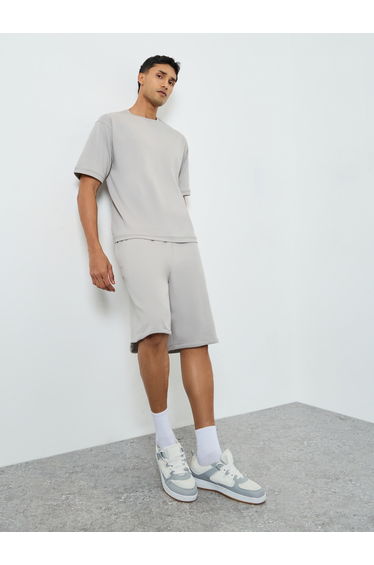 Men Grey Oversized Puff Print T-Shirt and Shorts Co-Ords