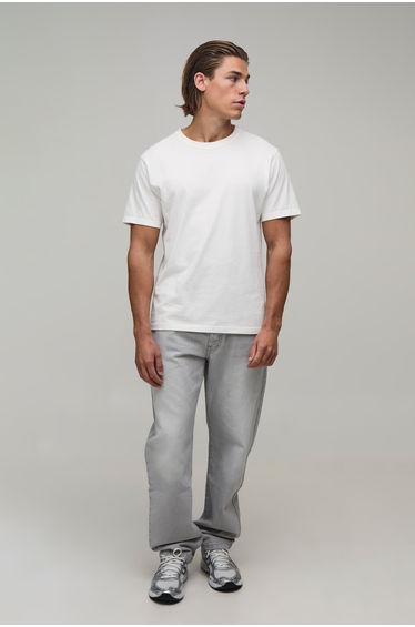 Essential Straight Fit Jeans - light grey