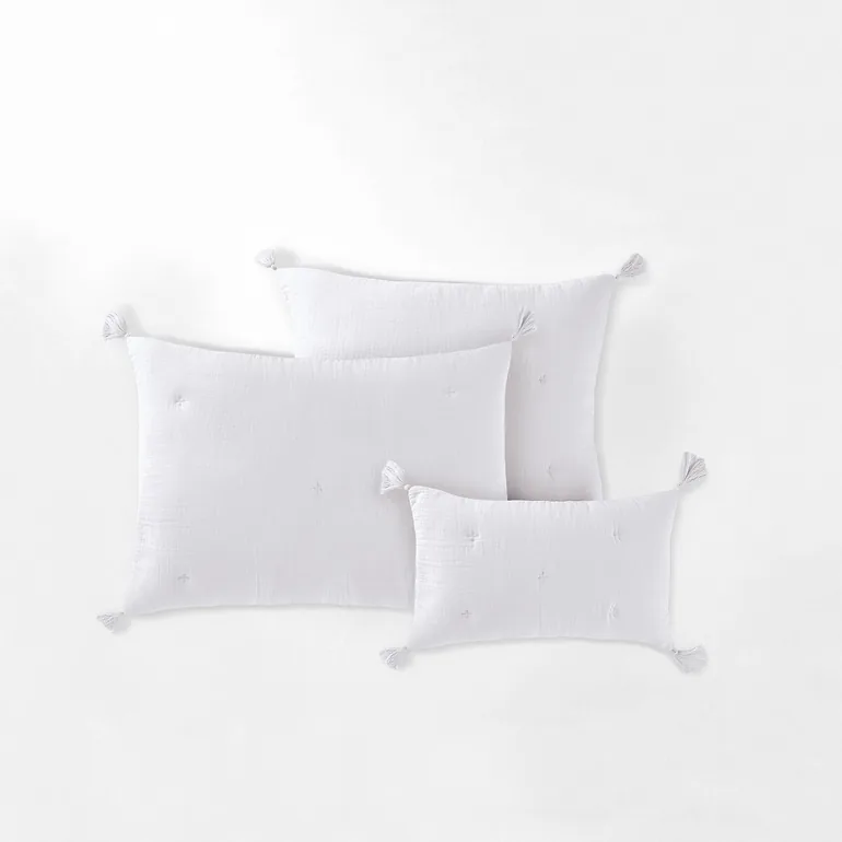 KUMLA Quilted Cushion Cover and Pillowcase - 1
