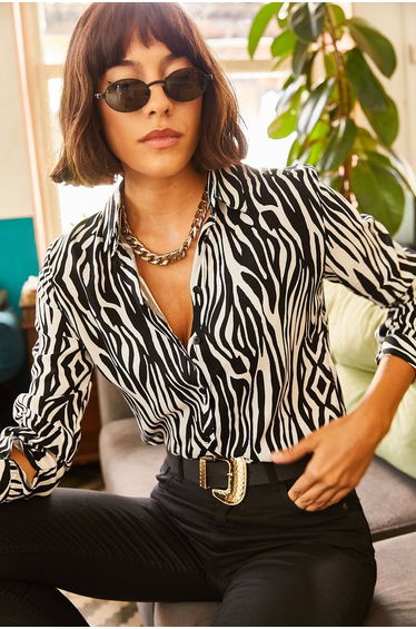 Shirt - Black - Regular fit