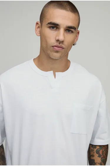 Oversized Shrunken V Neck Pocket T-Shirt - white