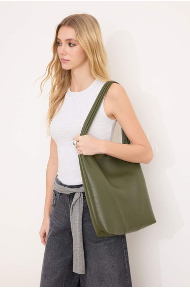Green Medium Size Women's Shoulder Bag