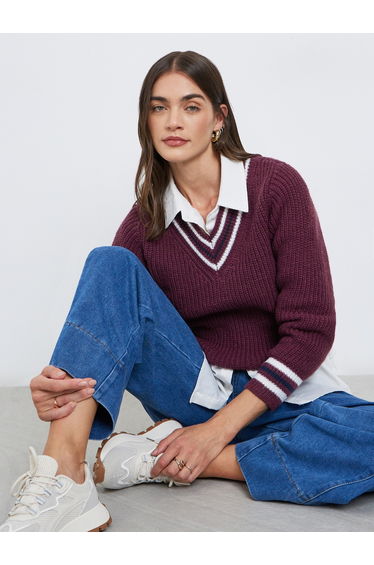 Burgundy V-Neck Knitted Striped Sweater
