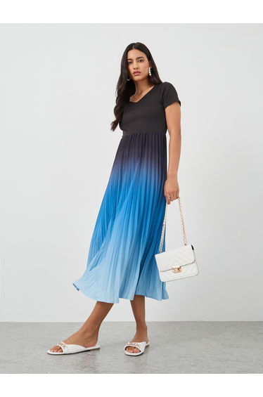 Ambre Print Pleated Short Sleeve Midi Dress