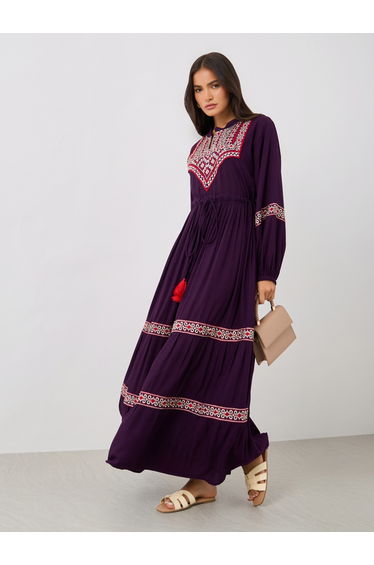 Embroidered A-Line Jalabiya with Ruched Waist Detail