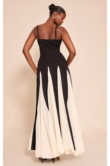 فستان ماكسي بحمالات رفيعة لون أسود