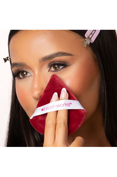 Brushworks Limited Edition Triangular Powder Puff Duo (Red)