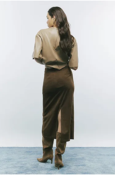 تنورة ريفر آيلاند ميداكسي بنية بقصة مستقيمة