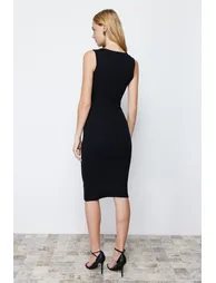 Black Midi Pool Neck Ribbed Flexible Knitted Midaxi Dress - 4