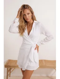 كيمونو ترينديول باللون الأبيض