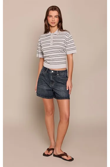 Dark Blue Vintage Mid Rise Bermuda Denim Shorts