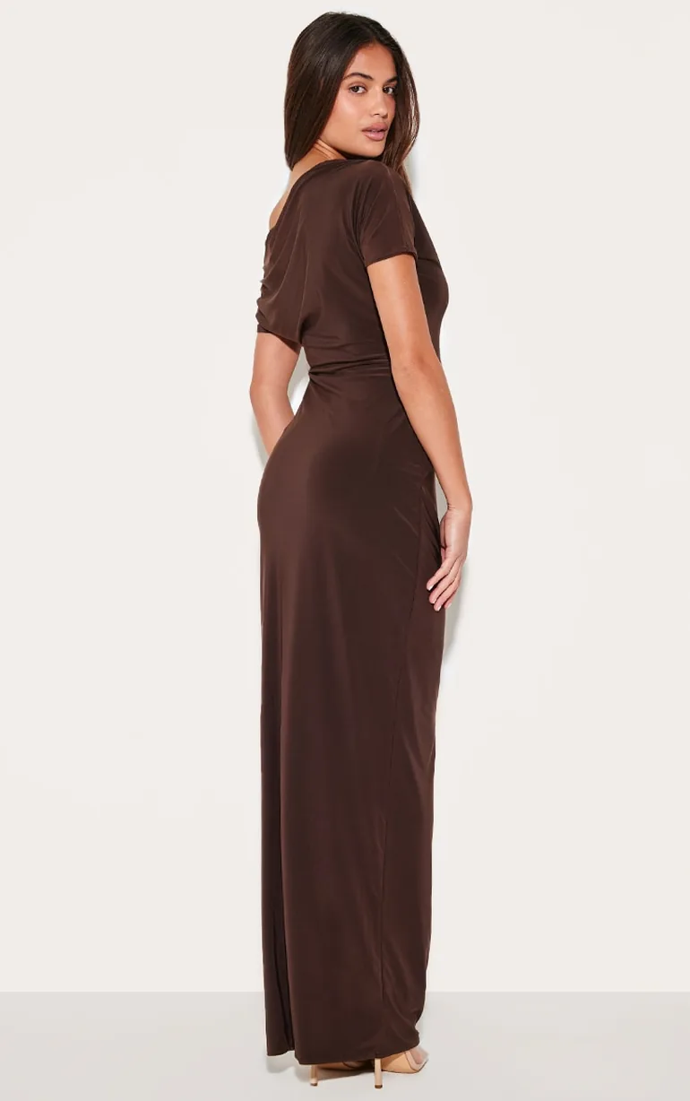 Dark Chocolate Double Layer Slinky Asymmetric Ruched Sleeve Maxi Dress  Prettylittlething Brown : Evening Dresses : VogaCloset Oman