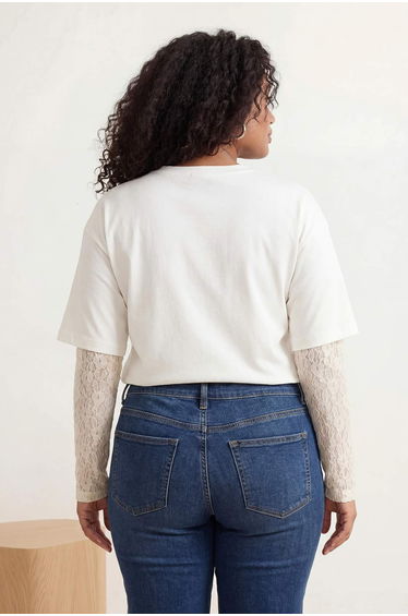 Ecru Lace Sleeve Detailed Plus Size T-Shirt
